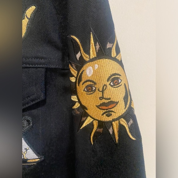 Theory Game Mat Pat Black Denim Trucker Jacket Video Game Wizard Sz XS - Picture 8 of 11